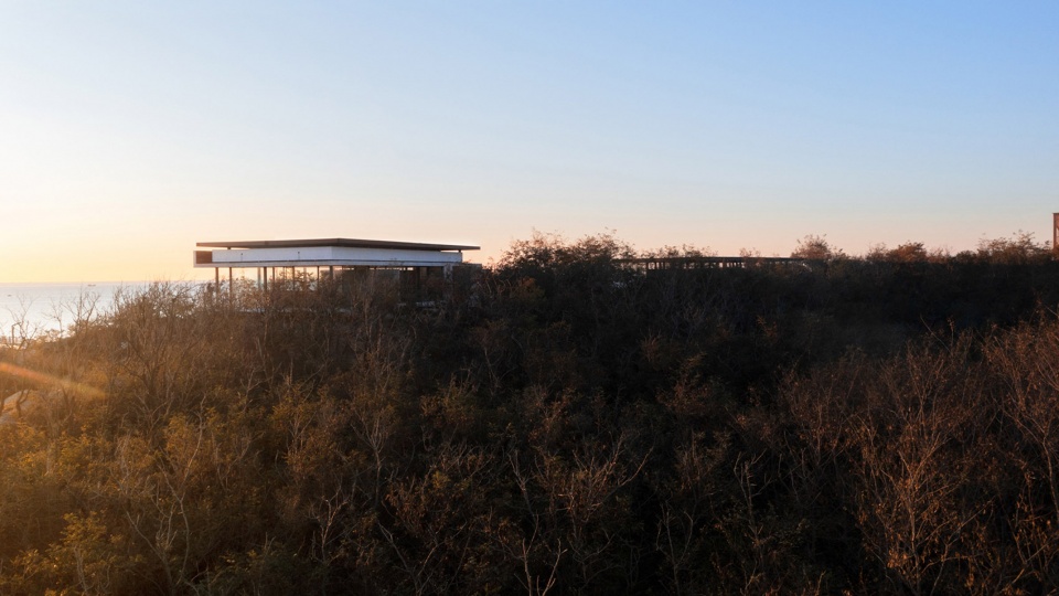 Seaside Pavilion China by PLAT ASIA