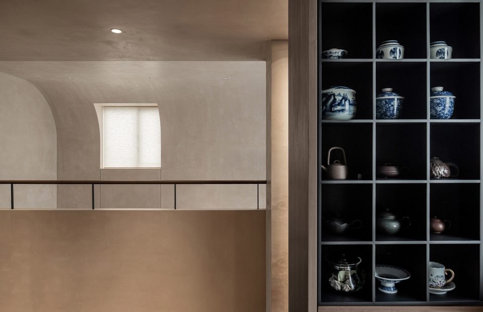 interior design of a duplex apartment on the bund by found architects