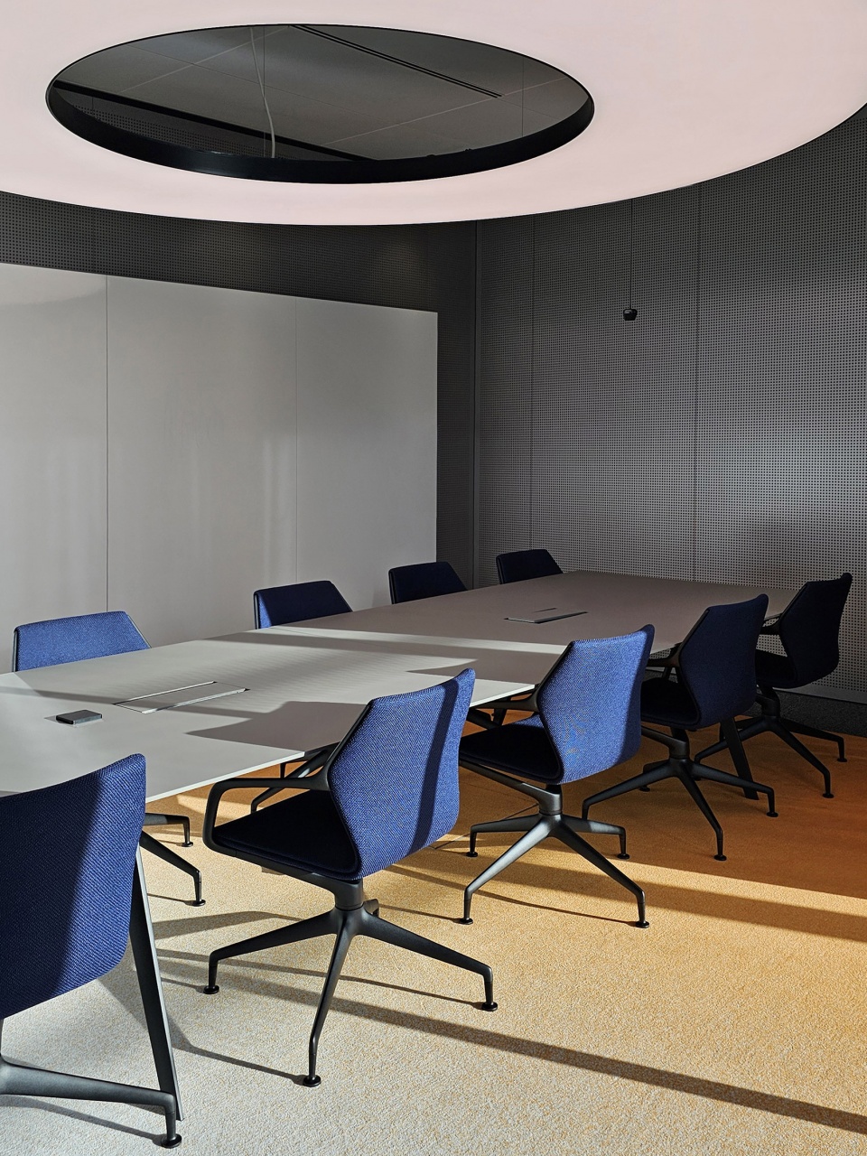 continental corporate headquarters by ippolito fleitz group