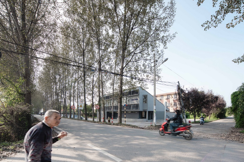 qinfeng library for shanxi hope project by wall architects of xauxt