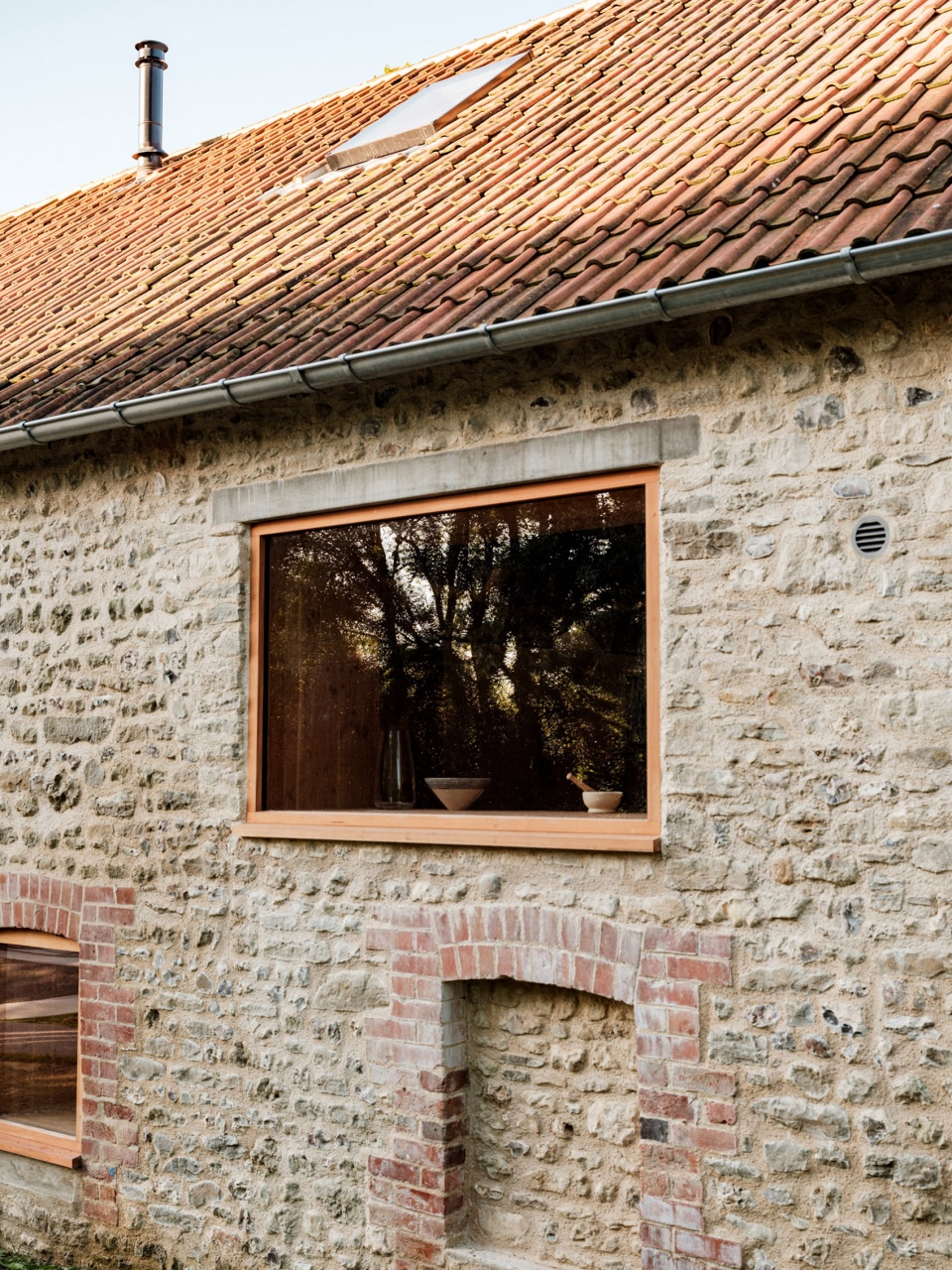 wraxall yard by clementine blakemore architects