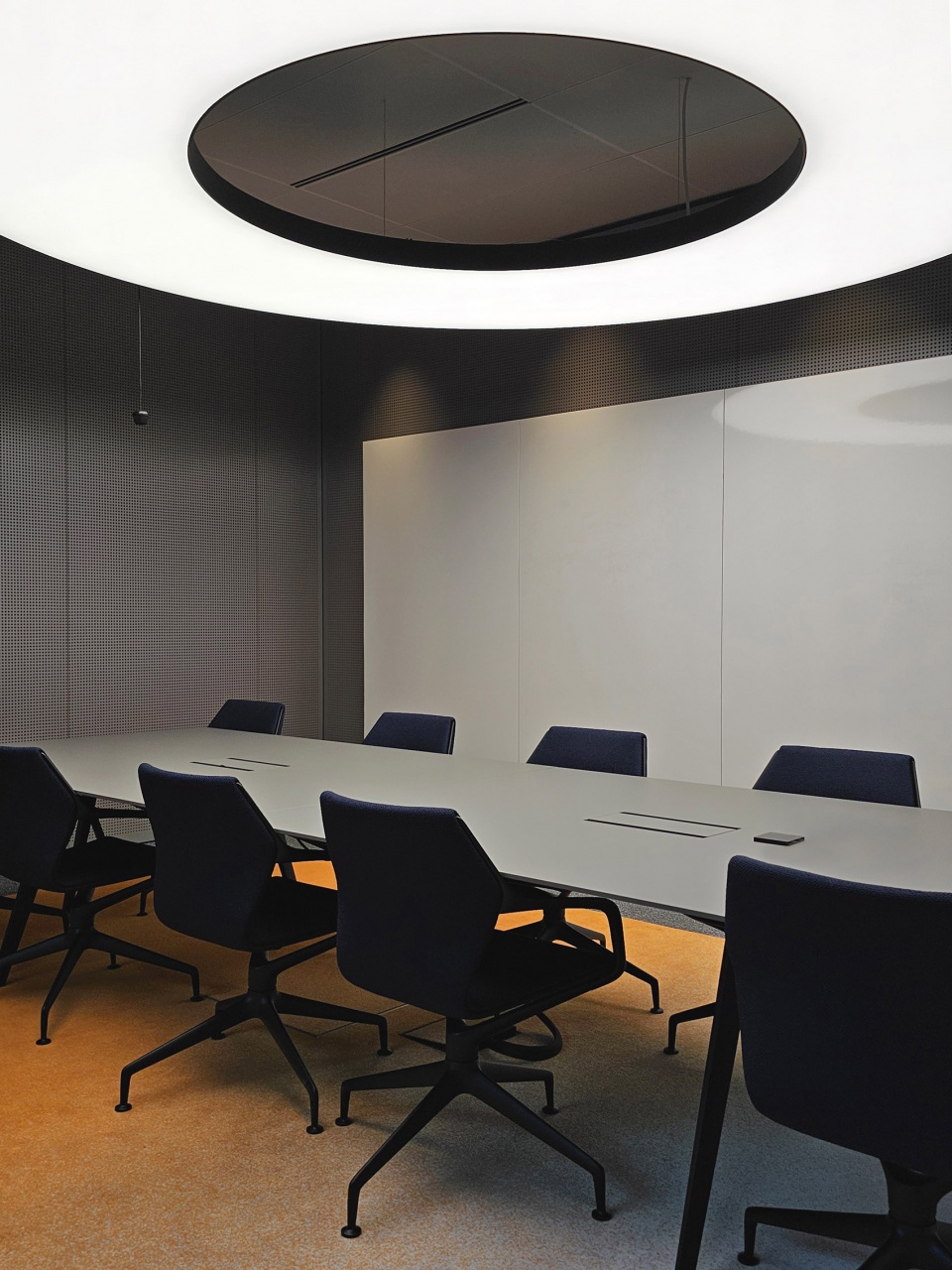 continental corporate headquarters by ippolito fleitz group