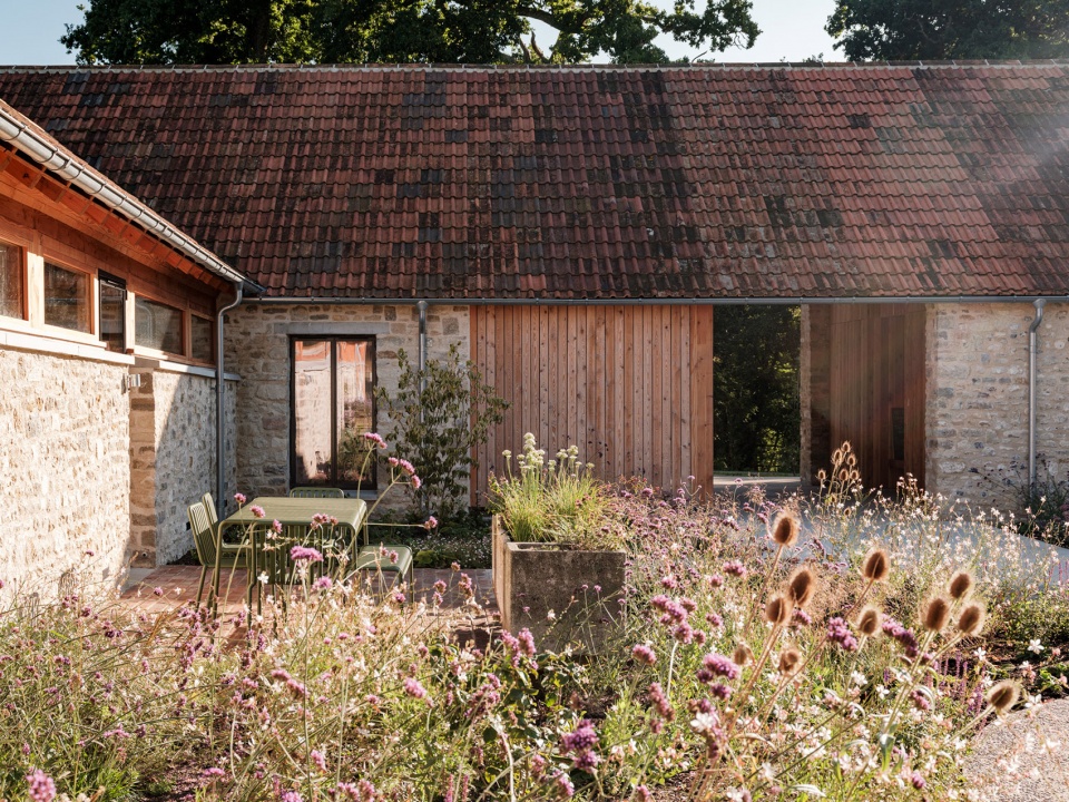 wraxall yard by clementine blakemore architects