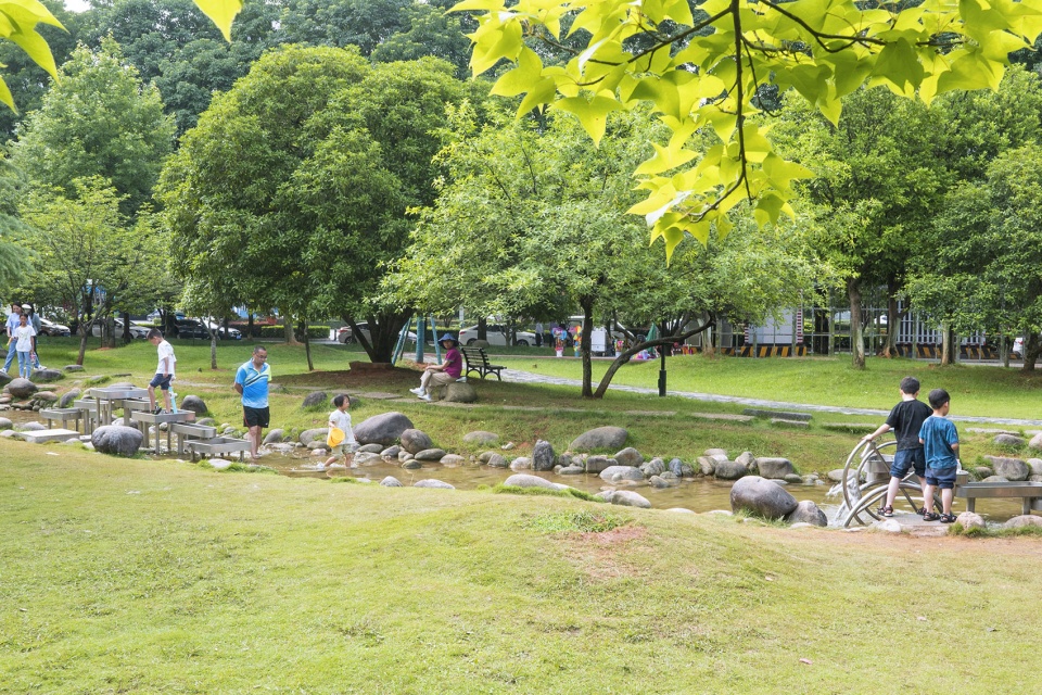 xianning peoples square landscape improvement by ecogreen