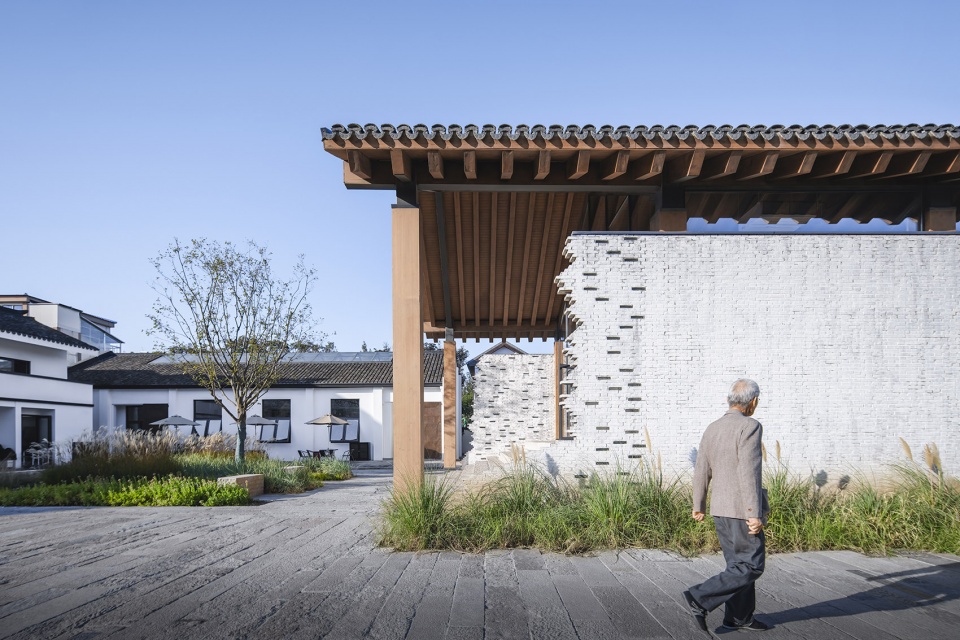 xinchang back garden renovation by udg china