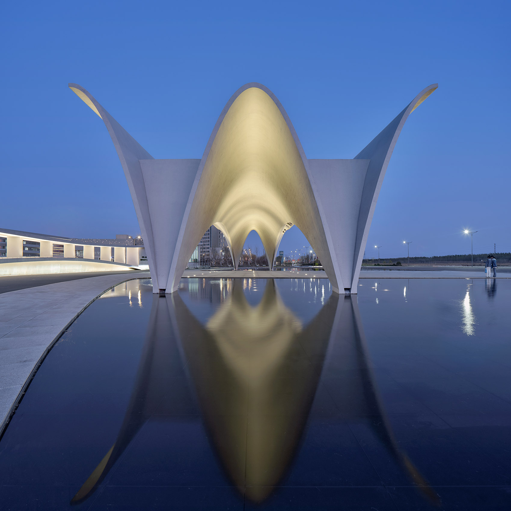 The new library and the school gate of CAUC by Original Design Studio