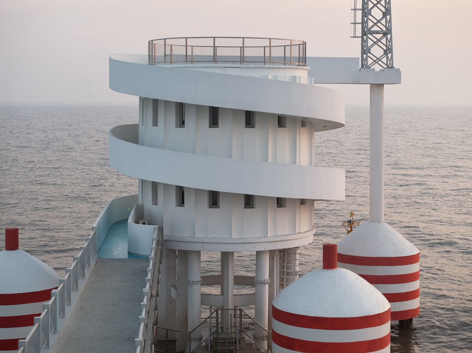 扭转塔和螺旋站 上海海上的生态基础设施 合尘建筑
