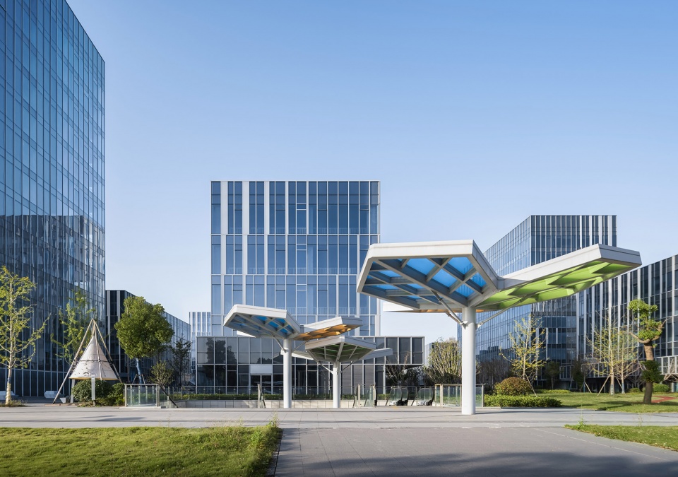 Shanghai Jiading Powerlong Center by UDG About Studio