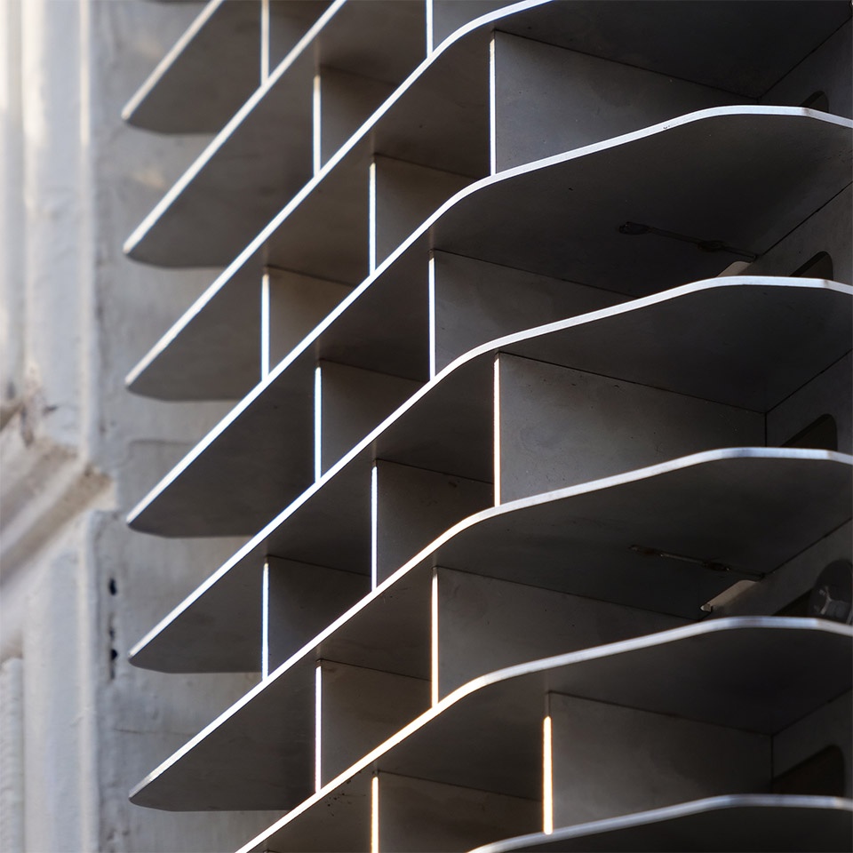 ceramic house by studio rap