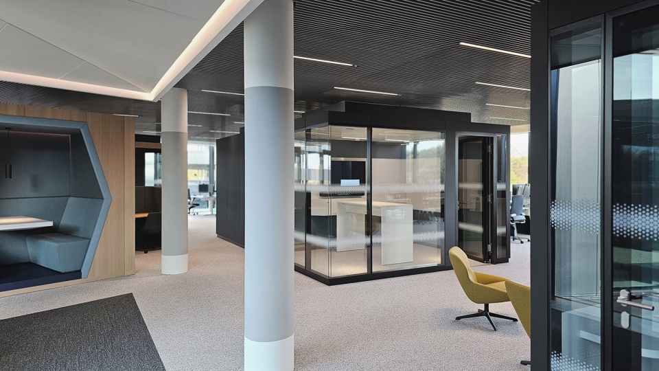 continental corporate headquarters by ippolito fleitz group