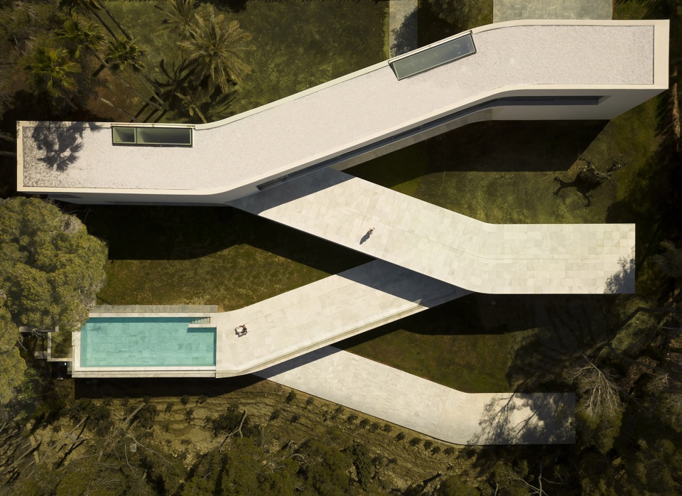 CASA SABATER by FRAN SILVESTRE ARQUITECTOS