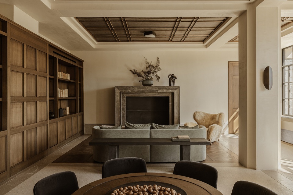 manna hotel by k studio