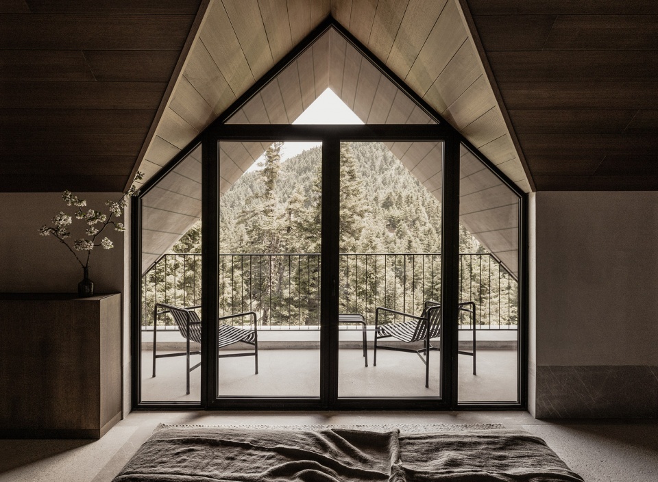 manna hotel by k studio