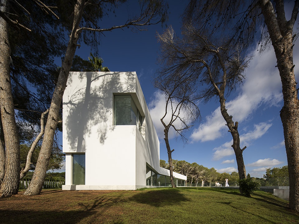 CASA SABATER by FRAN SILVESTRE ARQUITECTOS
