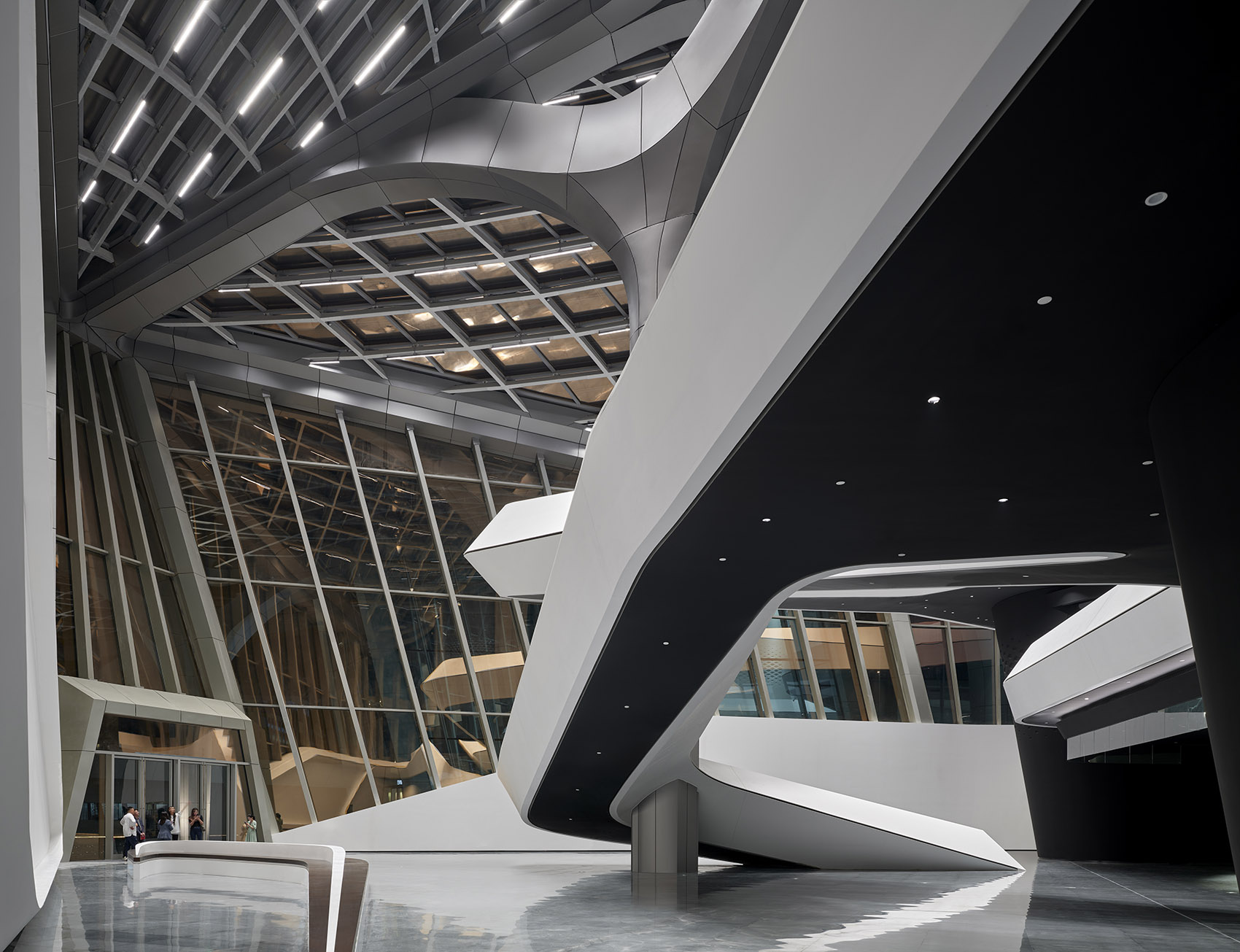 Zhuhai Jinwan Civic Art Centre, China by Zaha Hadid Architects - 谷德设计网
