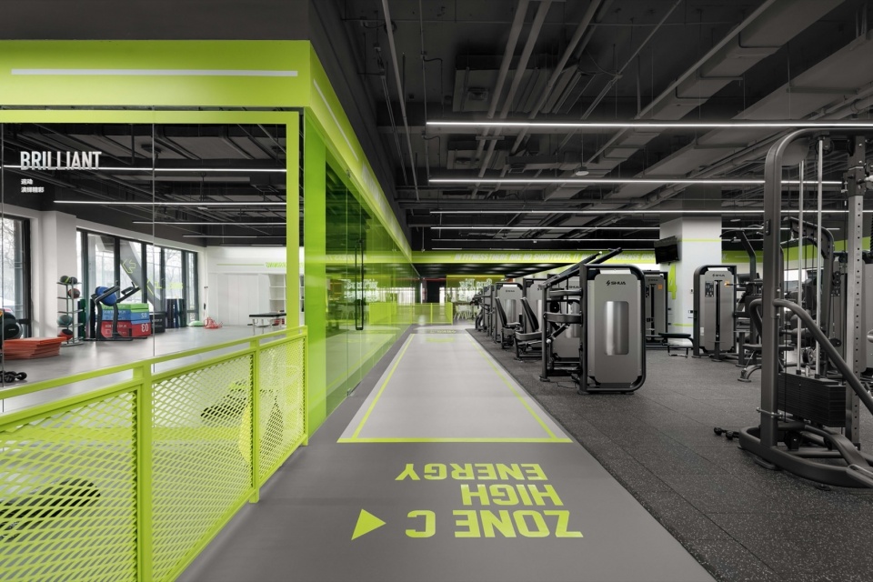 sunpig fitness space design by daga architects