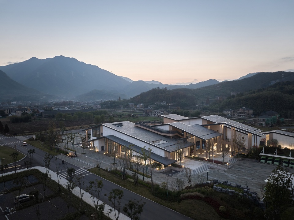 yucun tourist service center by local architecture design office
