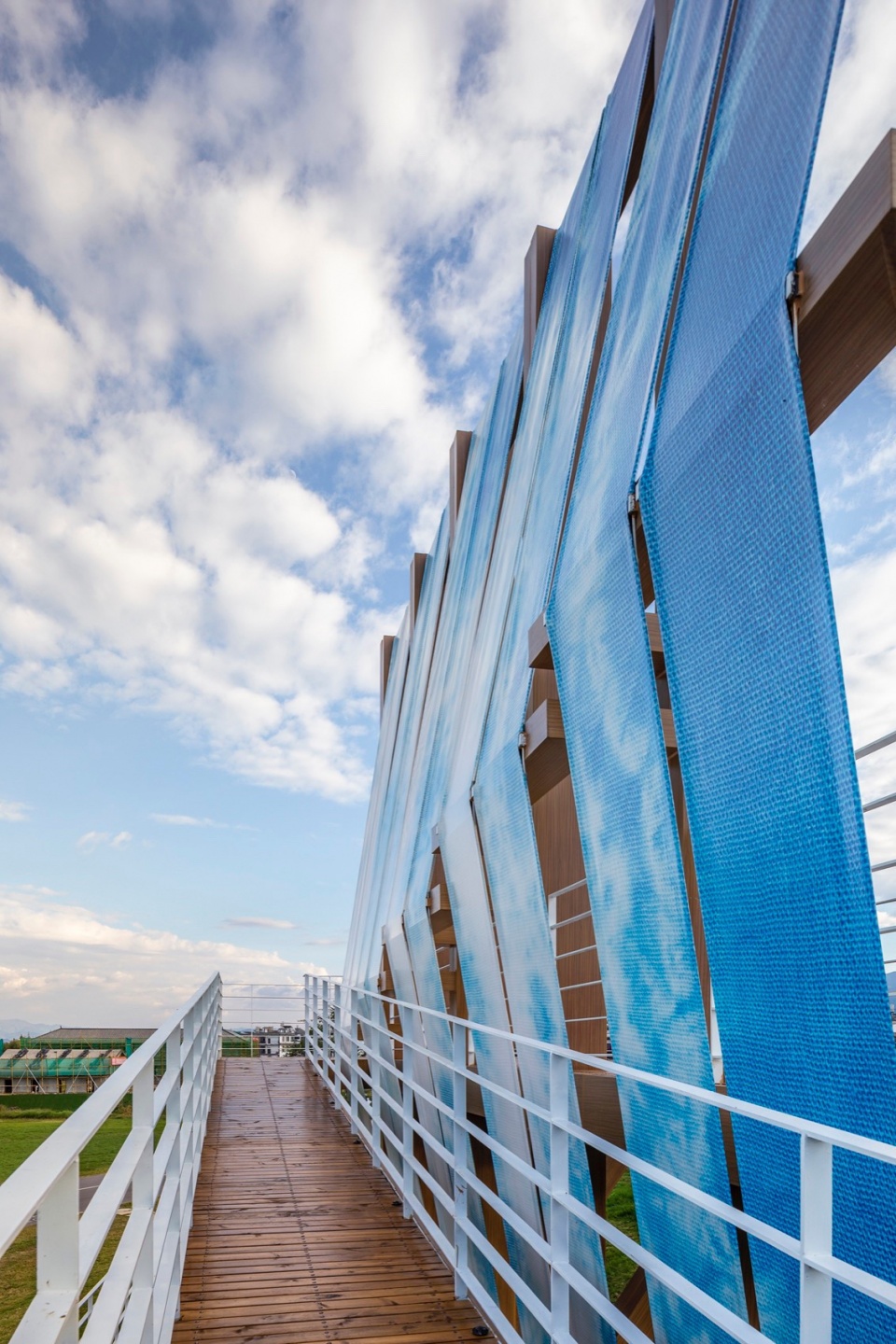 坡道及风帆钢索细节Details of ramp and sail cables©金伟琦