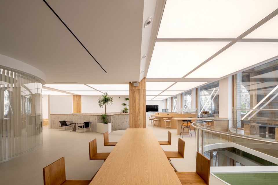 2F 展厅2 ACTSTUDIO under the eaves by displacement architecture design