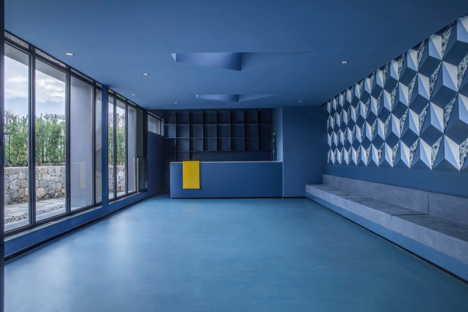 公共休闲吧室内Interior of public leisure bar©金伟琦