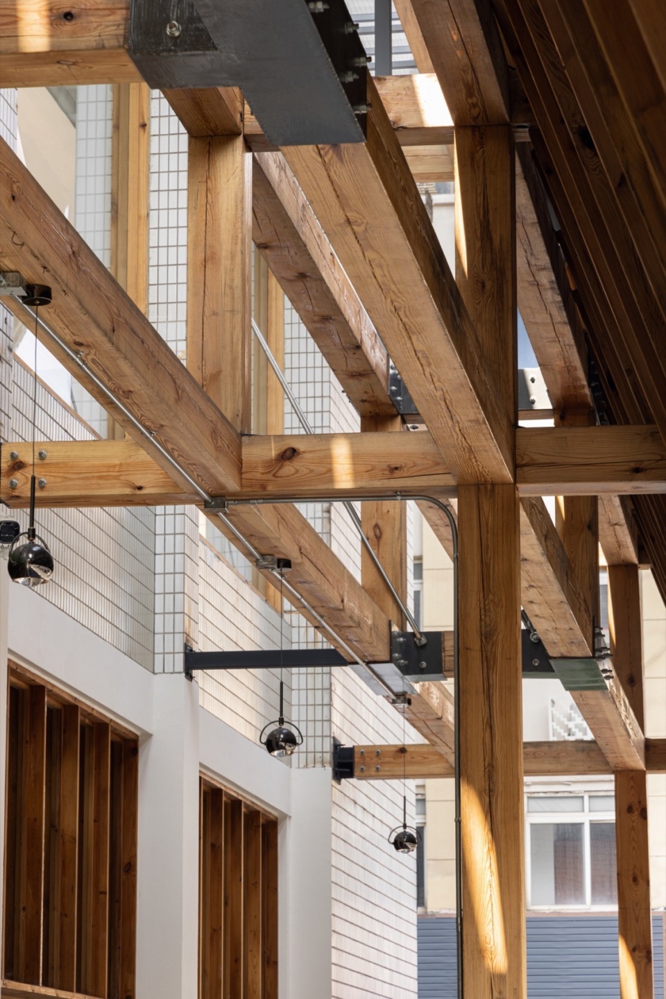 结构细节3 ACTSTUDIO under the eaves by displacement architecture design