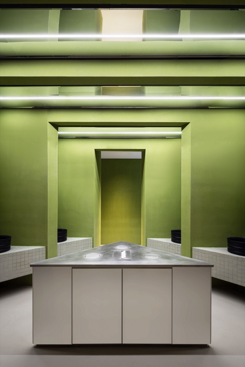 1F卫生间3 ACTSTUDIO under the eaves by displacement architecture design