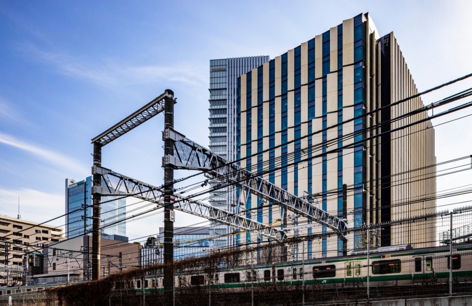 Koji Horiuchi jr meguro marc building by nikken sekkei ltd