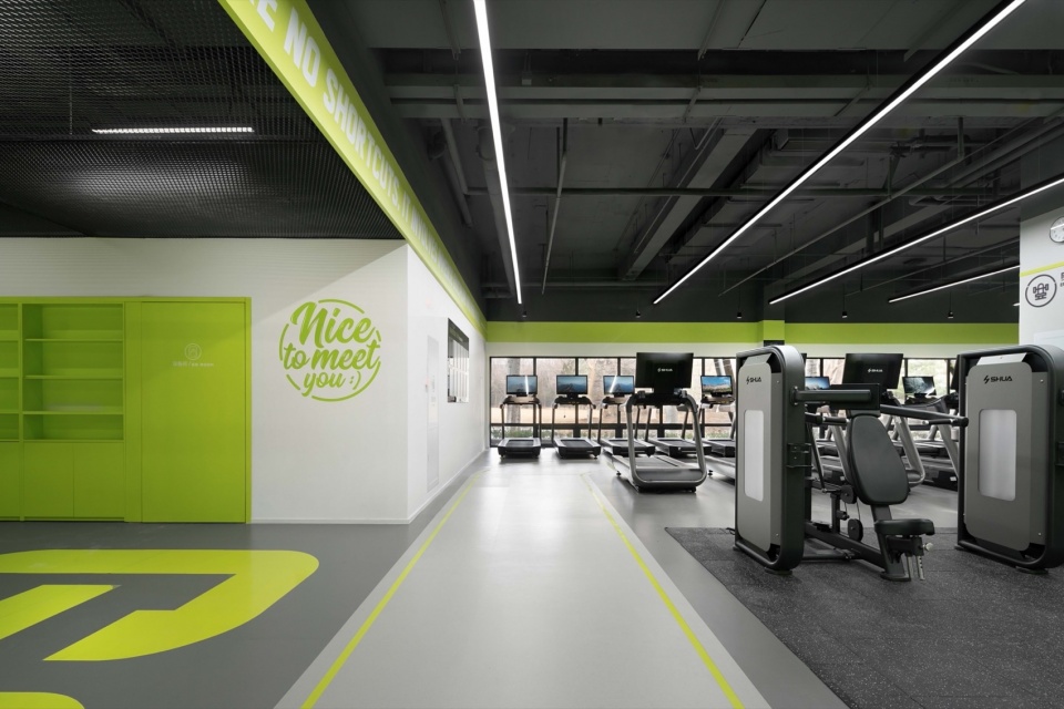 sunpig fitness space design by daga architects