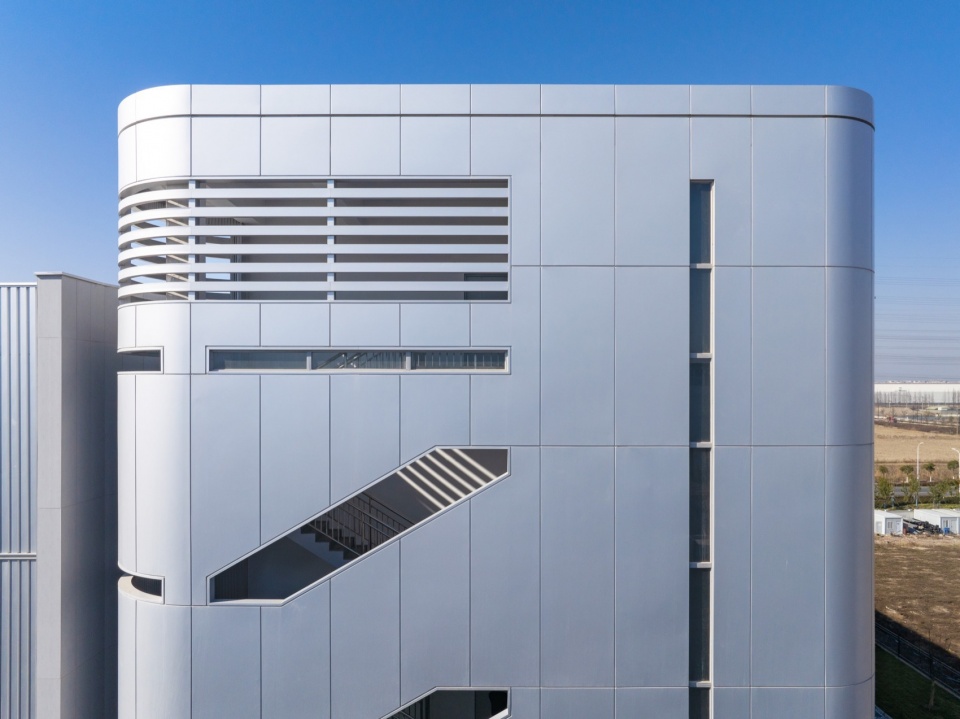 上海 临港纳米园 Web Size 010 shanghai lingang nano park by nan architects