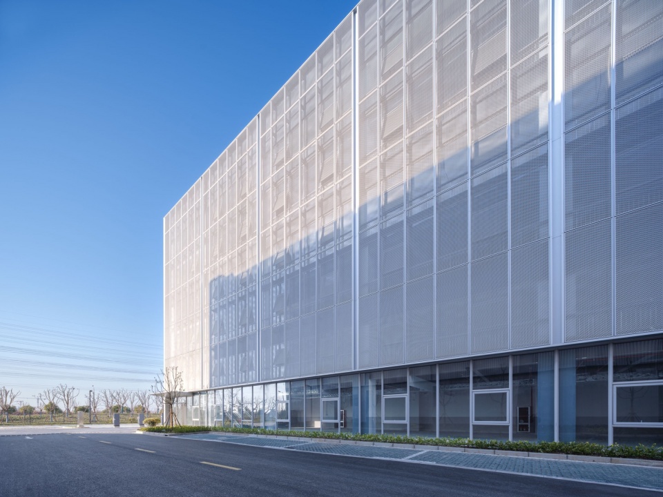 上海 临港纳米园 Web Size 022 shanghai lingang nano park by nan architects