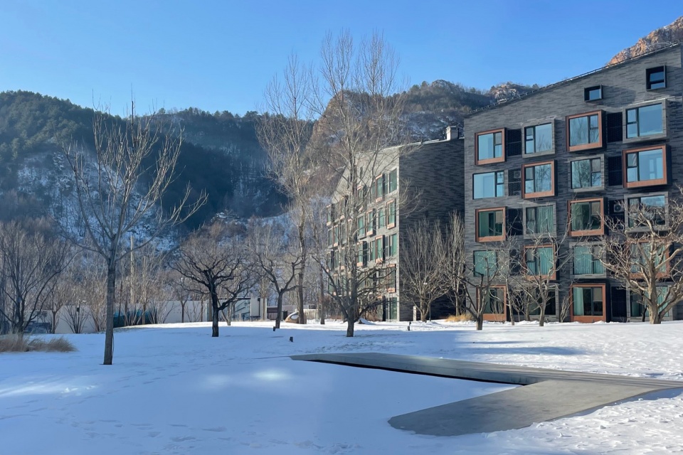 雾灵山一期社区雪景 1 ©阿那亚雾灵山 the first phase of the aranya wuling mountain community landscape