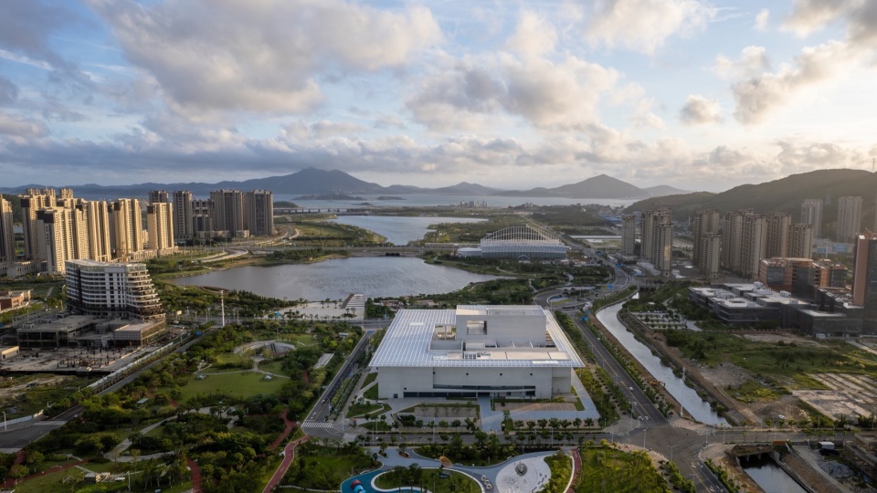 Pingtan International Performing Arts Center by Beijing Institute of Architectural Design Co Ltd South China Design Center