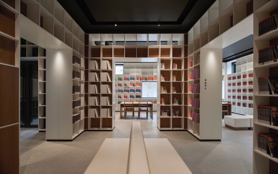 SQUARES Library SAKO Architects