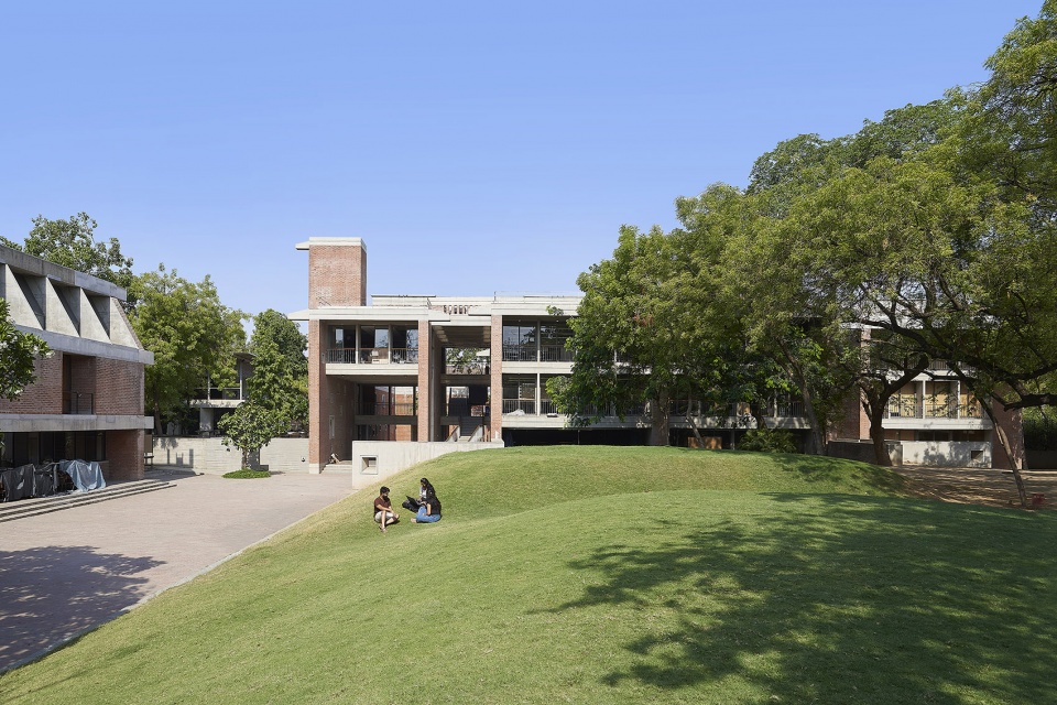 cept university foundation hall lecture hall and kund by ccba designs