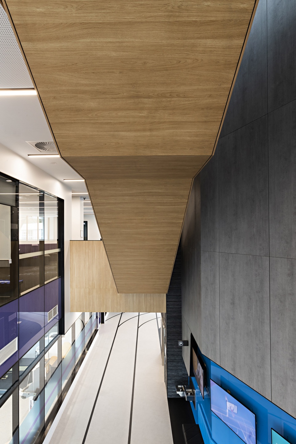 deakin university specialised indoor exercise and sport science teaching building by ds architects