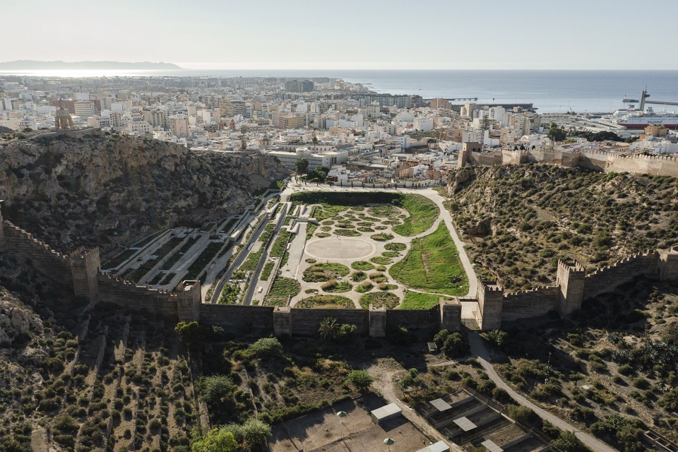la hoya park by kauh aquitectura paisajismo