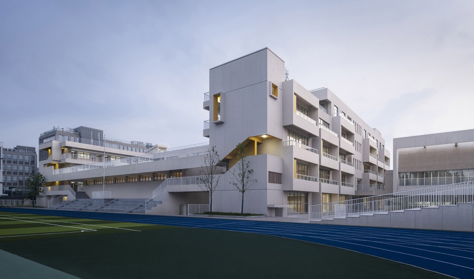 Wenqi Road Primary School by Rong Zhaohui Studio ZRADI