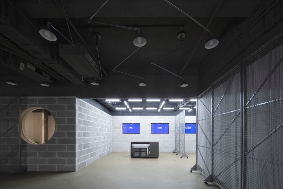 cable alternative space for exhibiting architecture and urbanism