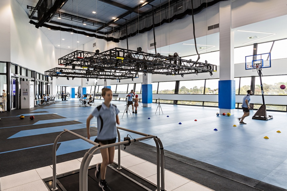 deakin university specialised indoor exercise and sport science teaching building by ds architects