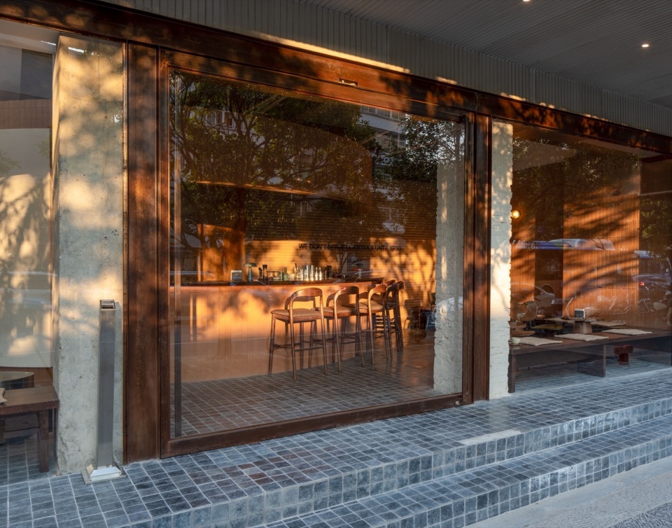 paral gallerybarcafe by atelier a