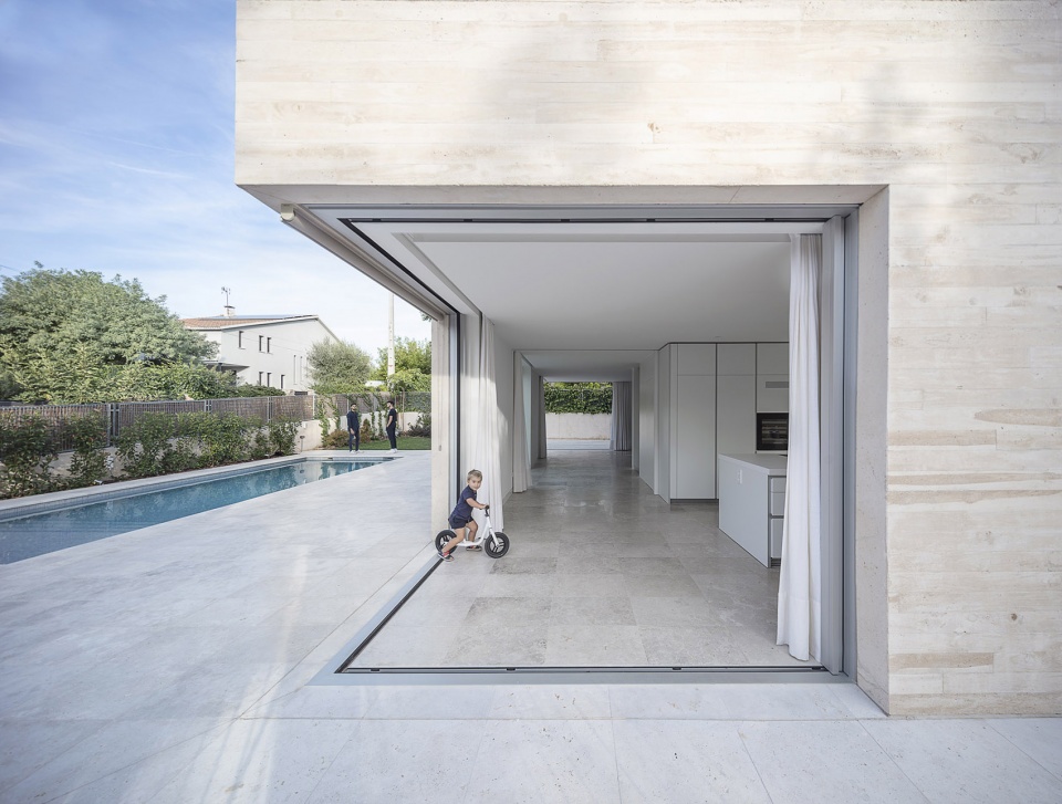 domus damero by jesus donaire garcia de mora