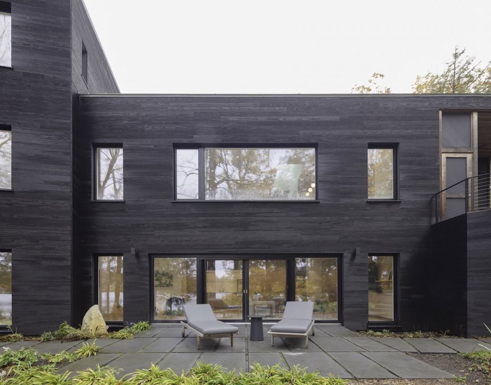 forest lake house by pachano vollert architecture