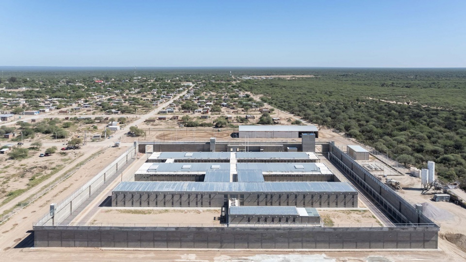 high security mens prison by domanico bertorello associated architects