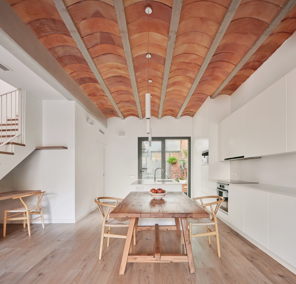 109LAY Vallribera Arquitectes