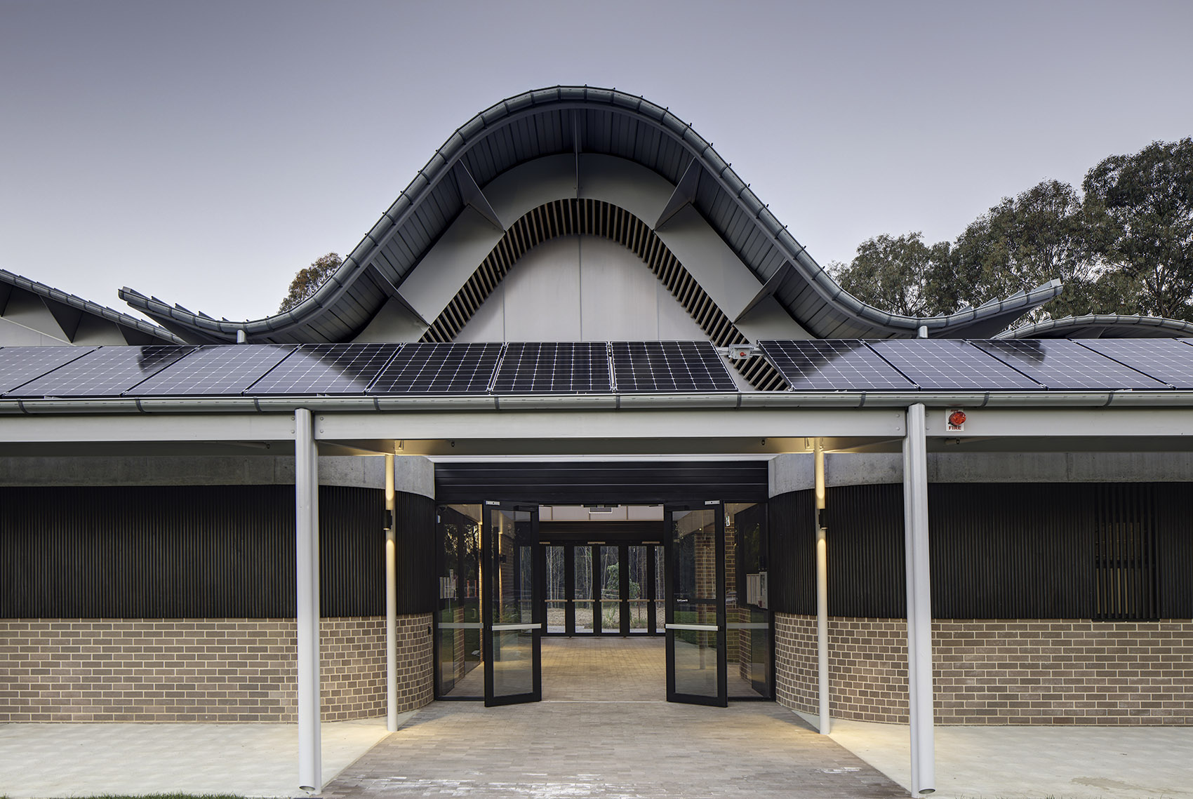 Woodcroft Neighbourhood Centre by Carter Williamson Architects - 谷德设计网