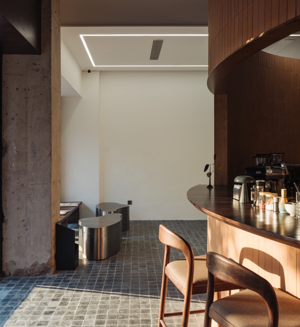 paral gallerybarcafe by atelier a