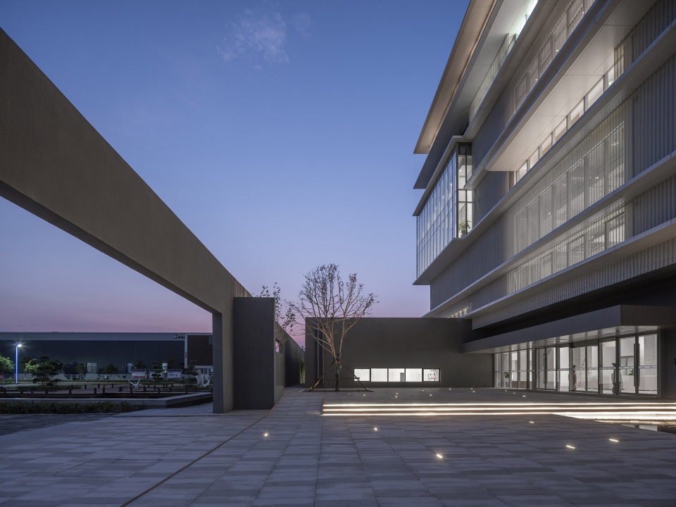 BW Production and R D Building China by Atelier KAI architectes