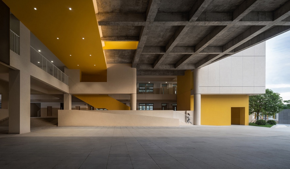 Wenqi Road Primary School by Rong Zhaohui Studio ZRADI