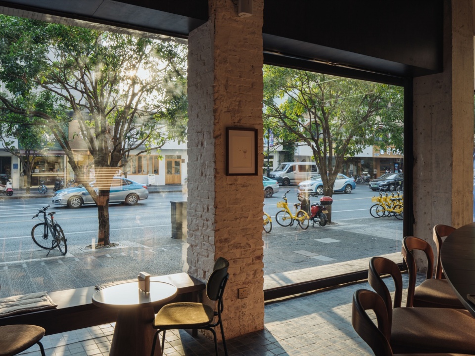 paral gallerybarcafe by atelier a