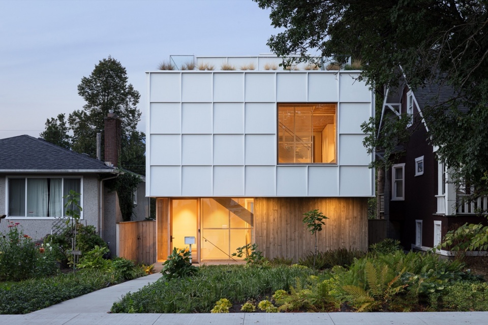 East Van Residence SM Studio